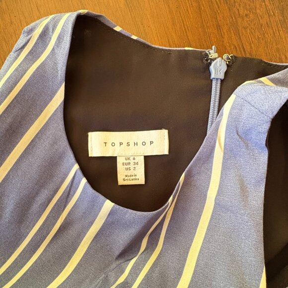 Topshop // Sleeveless high slit column maxi dress in blue stripe print - Picture 4 of 4